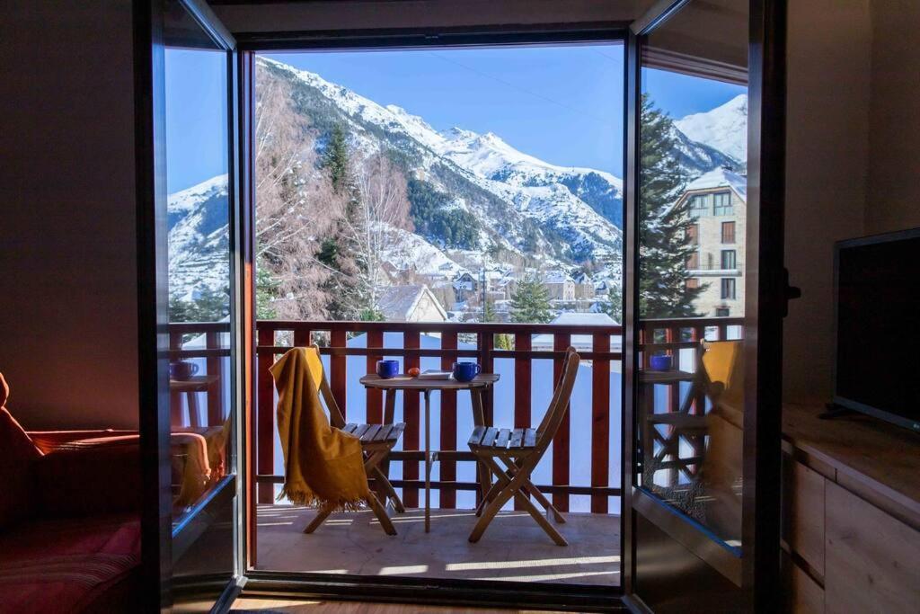 萨连特加列戈Tebarray ☆ Increibles Vistas, Terraza Y Garaje - Pirineos360公寓 外观 照片