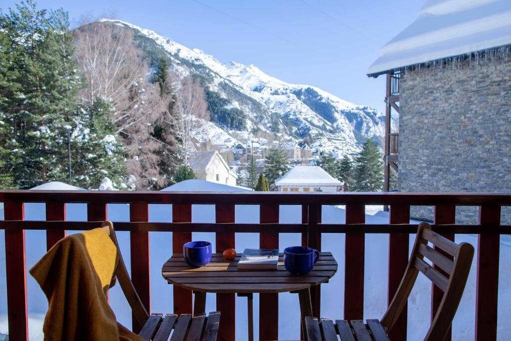 萨连特加列戈Tebarray ☆ Increibles Vistas, Terraza Y Garaje - Pirineos360公寓 外观 照片